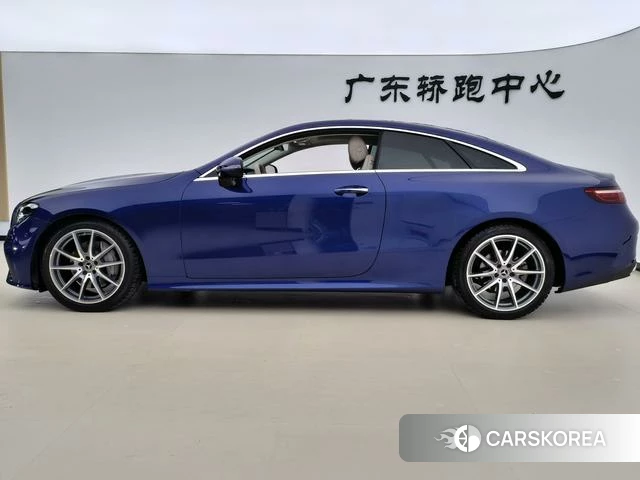 Mercedes-Benz E-Class 2021 Синий из Китая, фото 6