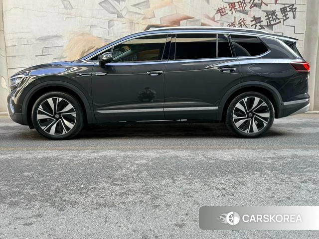 Volkswagen Talagon 2023 Темно-серый из Китая, фото 4