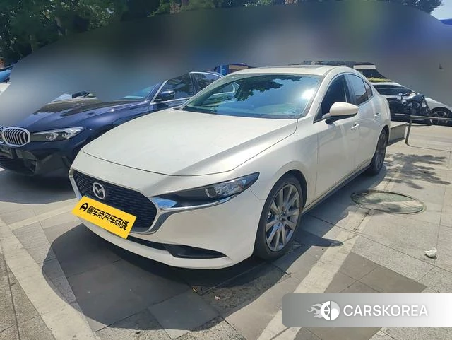Mazda 3 2021 Белый из Китая, фото 2