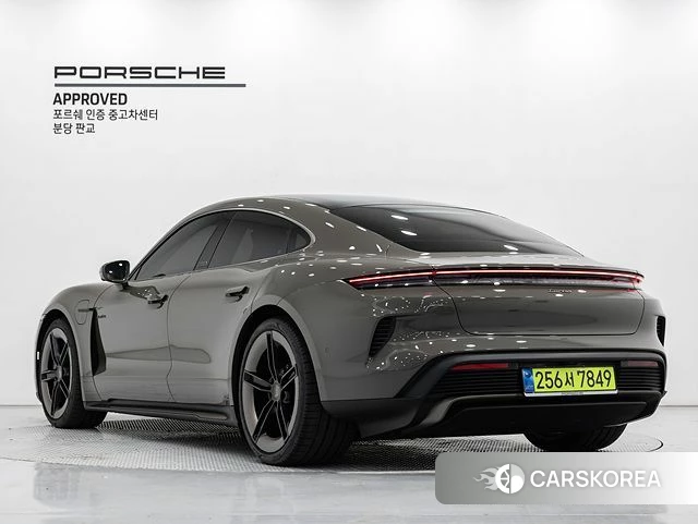 Porsche Taycan id 4700503 из Кореи 12
