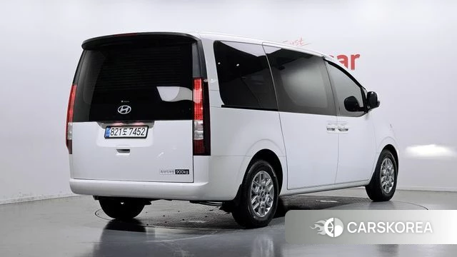 Hyundai Staria id 4734764 из Кореи 12