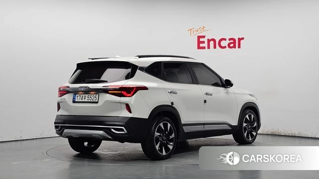Kia Seltos id 4585501 из Кореи 12