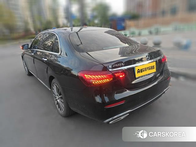 Mercedes-Benz E-Class 2021 Черный из Китая, фото 2
