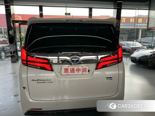 Toyota Alphard 2021 Белый из Китая, фото 6