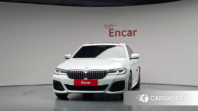 BMW 5 Series (G30) id 5027099 из Кореи 12