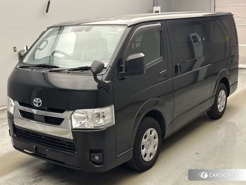 Toyota HiAce Van 2024 из Японии, фото 2
