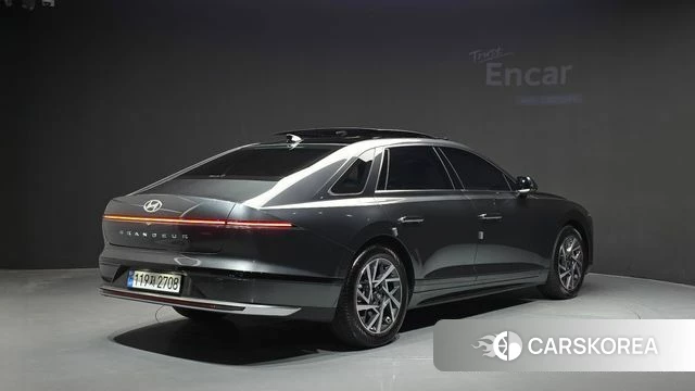 Hyundai Grandeur (GN7) id 5040057 из Кореи 12
