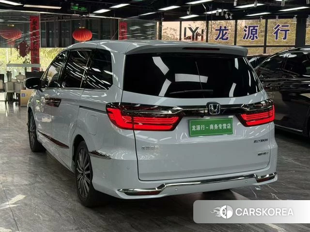 Honda Elysion 2024 Белый из Китая, фото 5