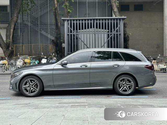 Mercedes-Benz C-class 2021 Темно-серый из Китая, фото 2