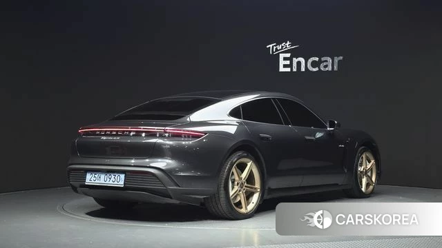 Porsche Taycan id 4943158 из Кореи 12