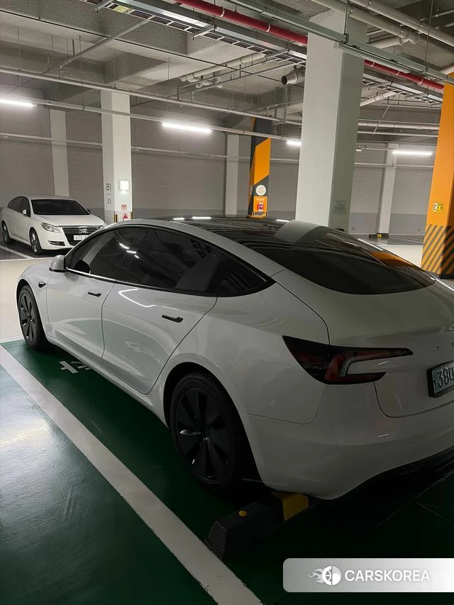 Tesla Model 3 2024 Белый из Кореи, фото 2