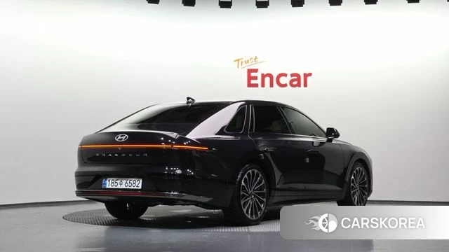 Hyundai Grandeur (GN7) id 4635084 из Кореи 12