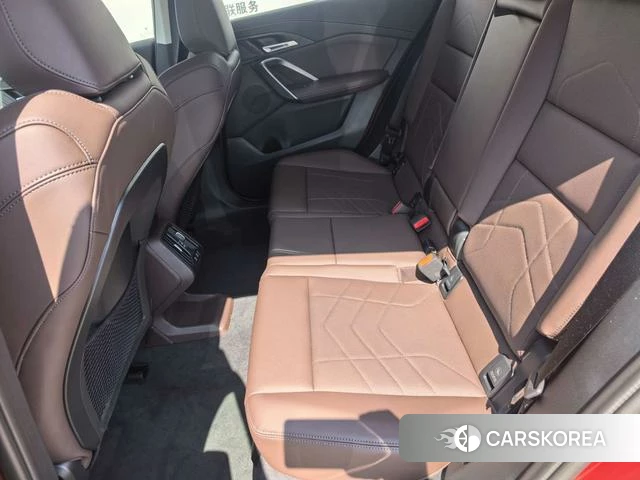 BMW X2 2025 Красный из Китая, фото 3