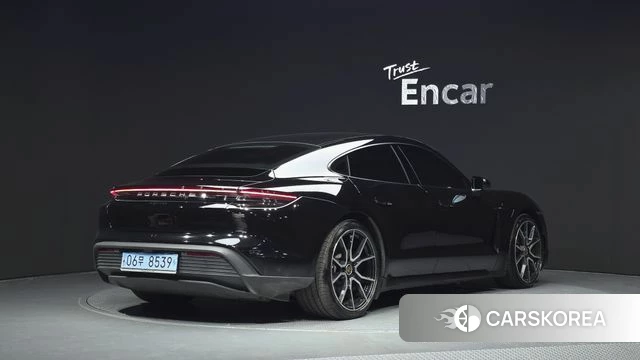 Porsche Taycan id 4985811 из Кореи 12