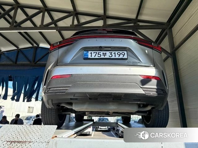 Lexus NX350h Second generation 2025 Серый из Кореи, фото 2