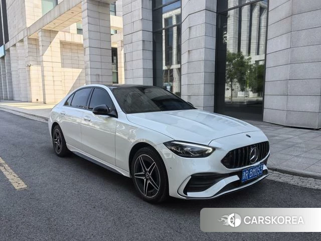 Mercedes-Benz C-class 2025 Белый из Китая, фото 2
