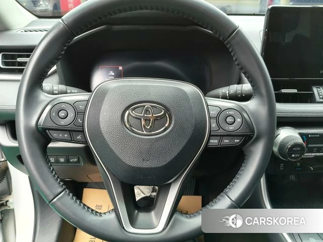 Toyota Wildlander 2023 Белый из Китая, фото 2