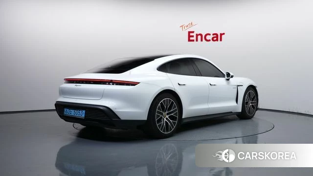 Porsche Taycan id 5027690 из Кореи 12
