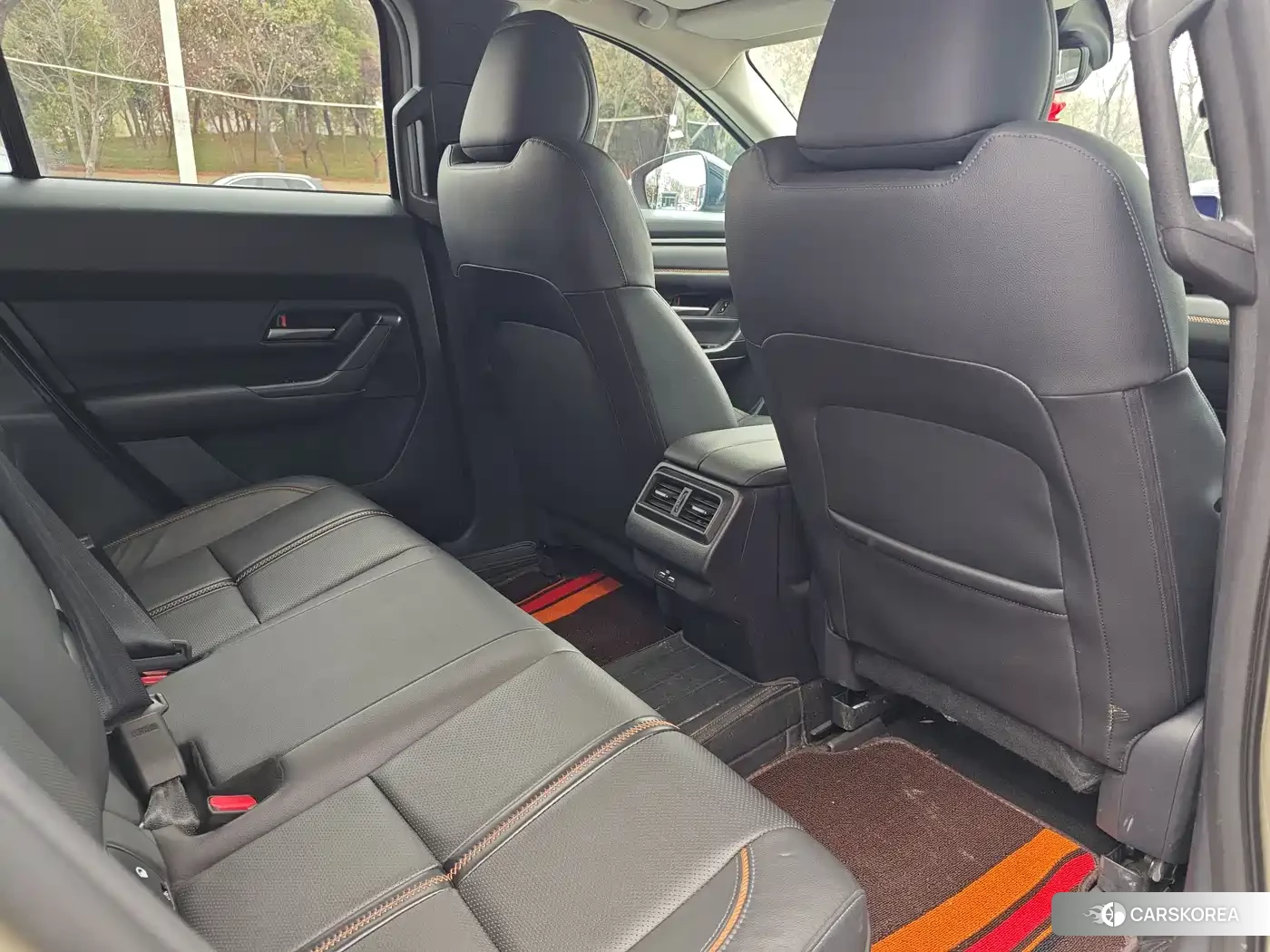Mazda CX-50 2023 Champagne/brown из Китая, фото 6
