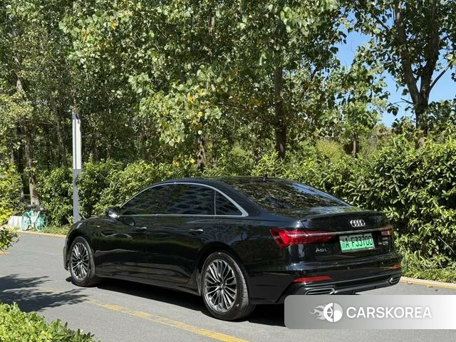 Audi A6L 2021 Черный из Китая, фото 4
