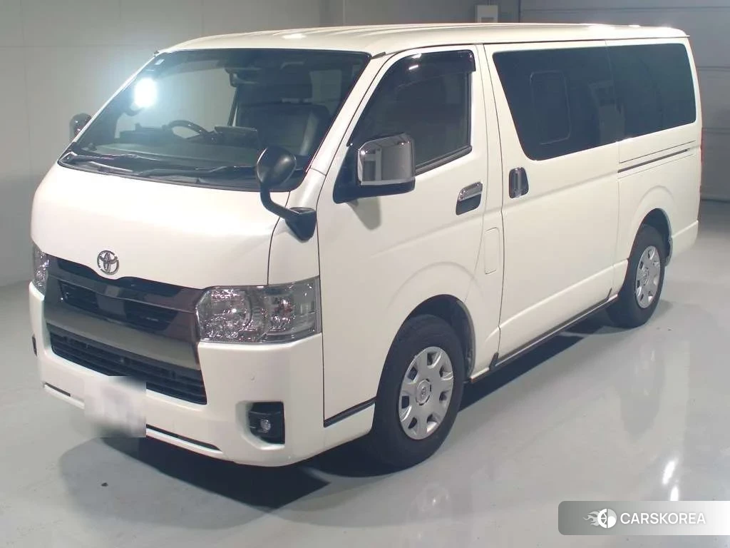 Toyota HiAce Van 2024 из Японии, фото 2