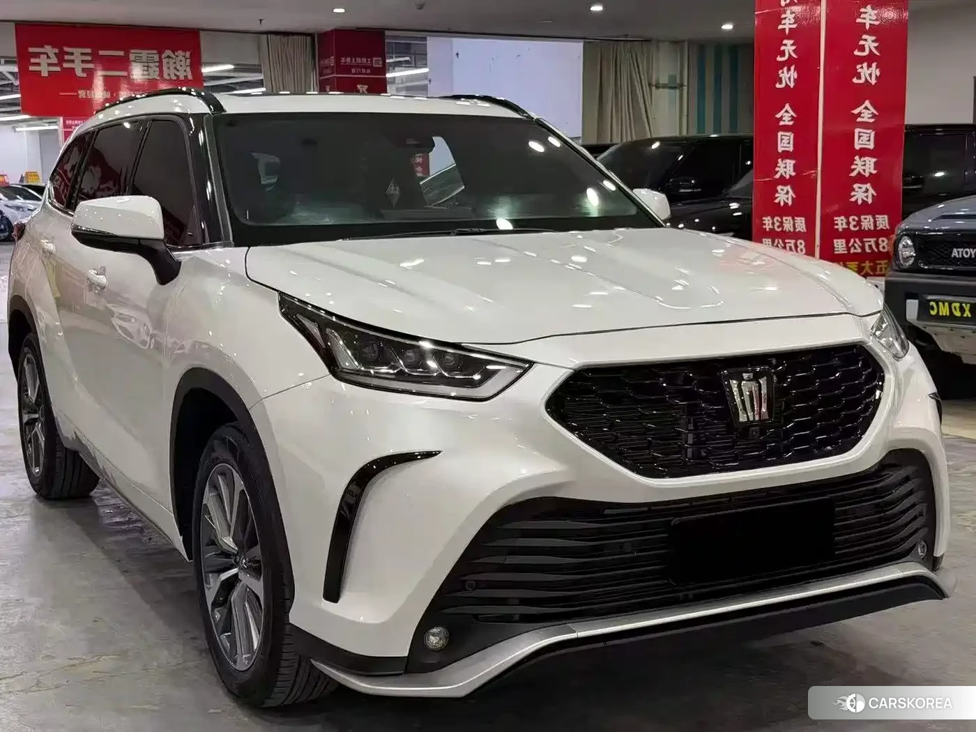 Toyota Crown 2025 Белый из Китая, фото 2