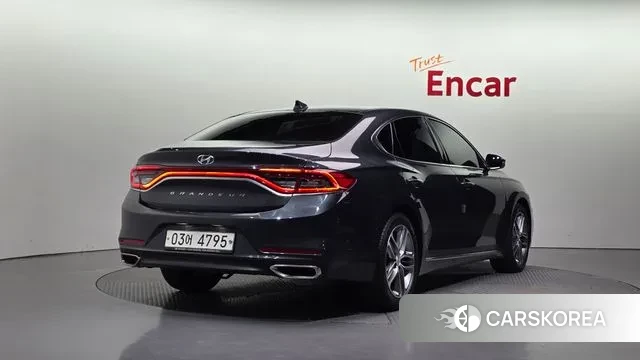 Hyundai Grandeur IG id 3313635 из Кореи 12
