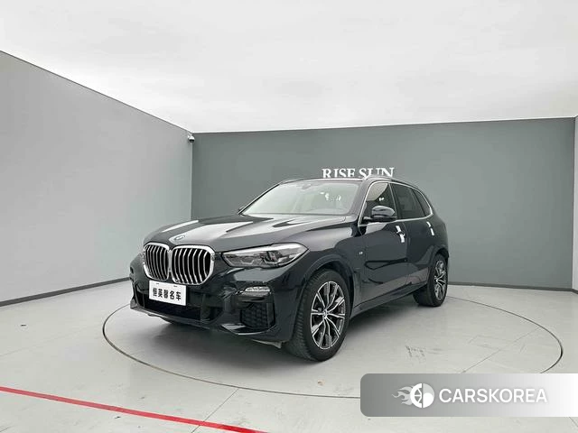 BMW X5 2021 Черный из Китая, фото 2