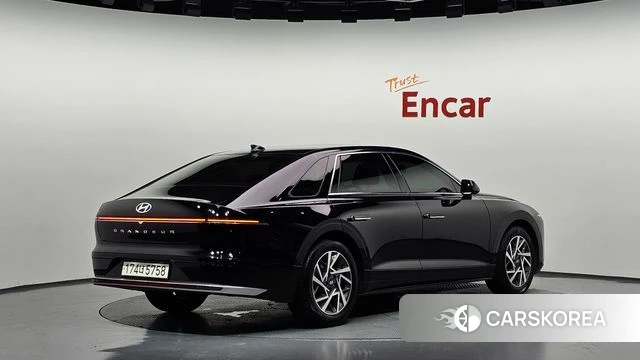 Hyundai Grandeur Hybrid (GN7) id 5016319 из Кореи 12
