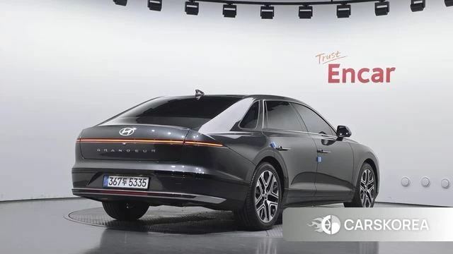 Hyundai Grandeur (GN7) id 4996382 из Кореи 12