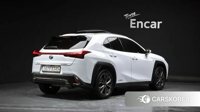 Lexus UX250h id 5013331 из Кореи 12