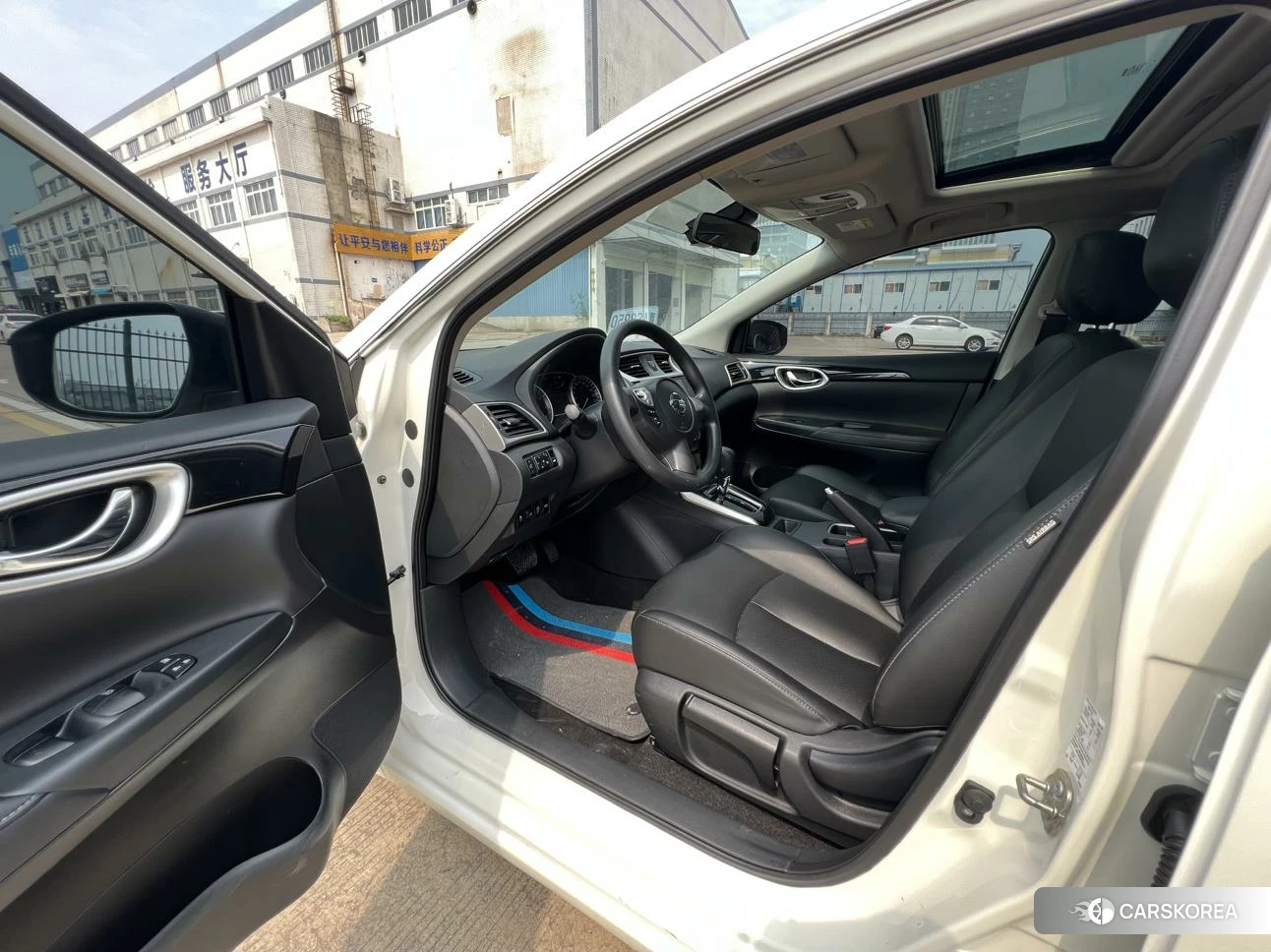 Nissan Sylphy 2021 Белый из Китая, фото 4