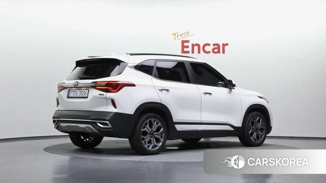 Kia Seltos id 4396966 из Кореи 12