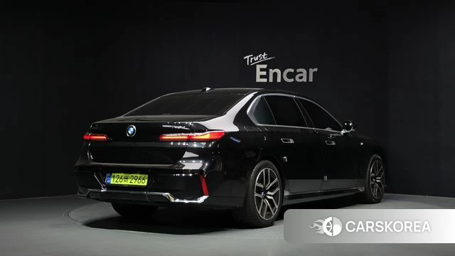 BMW 7 Series (G70) id 5033141 из Кореи 12