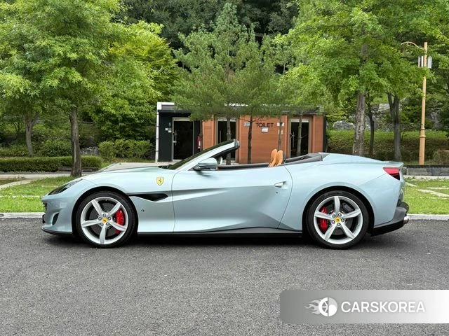 Ferrari Portofino id 5029312 из Кореи 11