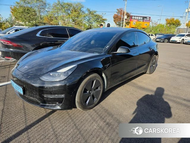 Tesla Model 3 2021 Черный из Кореи, фото 2