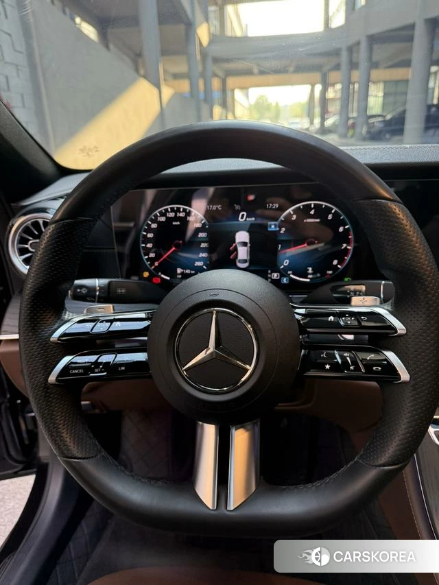Mercedes-Benz E-Class 2021 Черный из Китая, фото 6