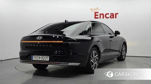Hyundai Grandeur (GN7) id 5002211 из Кореи 12