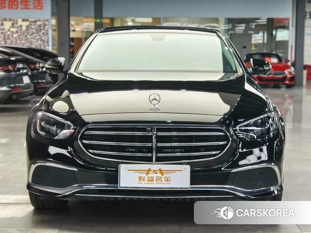 Mercedes-Benz E-Class 2022 Черный из Китая, фото 2