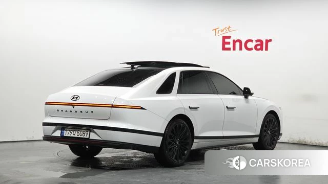 Hyundai Grandeur (GN7) id 4753016 из Кореи 12