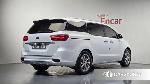 Kia The New Carnival id 4983060 из Кореи 12