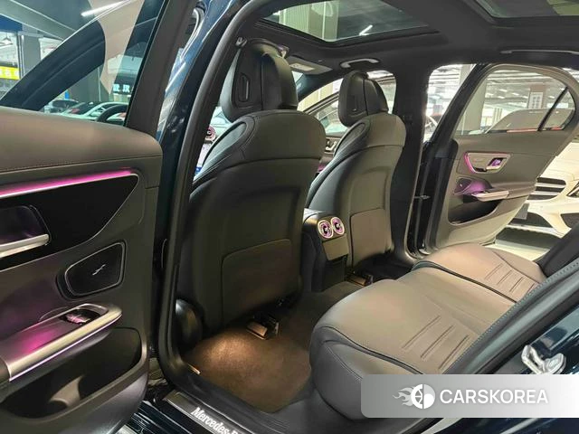 Mercedes-Benz C-class 2025 Зеленый из Китая, фото 2