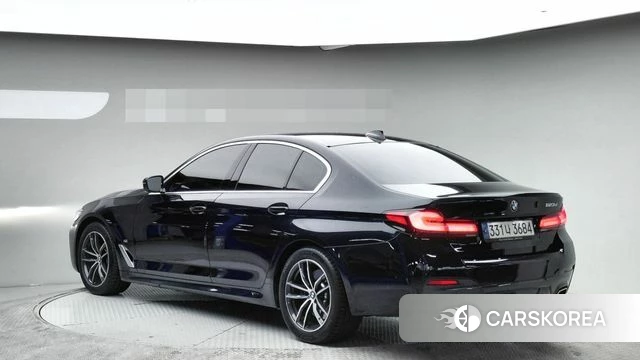 BMW 5 Series (G30) id 5031121 из Кореи 12