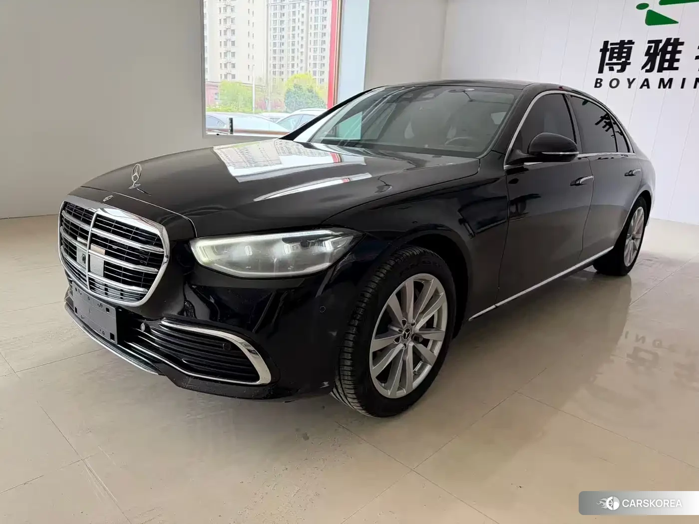 Mercedes-Benz S-Class 2025 Черный из Китая, фото 3