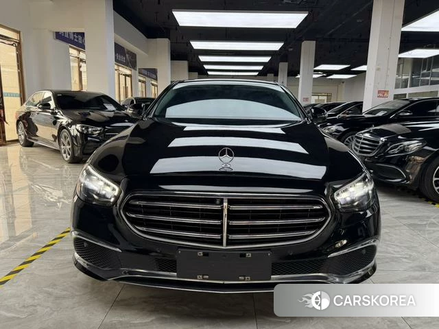Mercedes-Benz E-Class 2022 Черный из Китая, фото 2