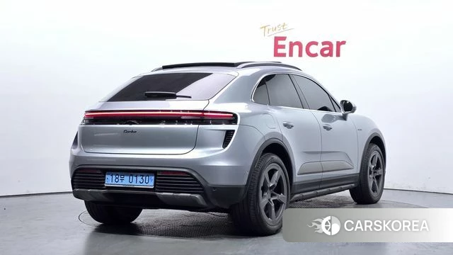 Porsche Makan EV id 4533213 из Кореи 12