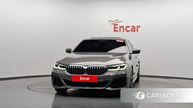 BMW 5 Series (G30) id 4613846 из Кореи 13