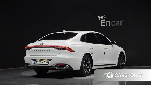 Hyundai The New Grandeur IG Hybrid id 4936814 из Кореи 12