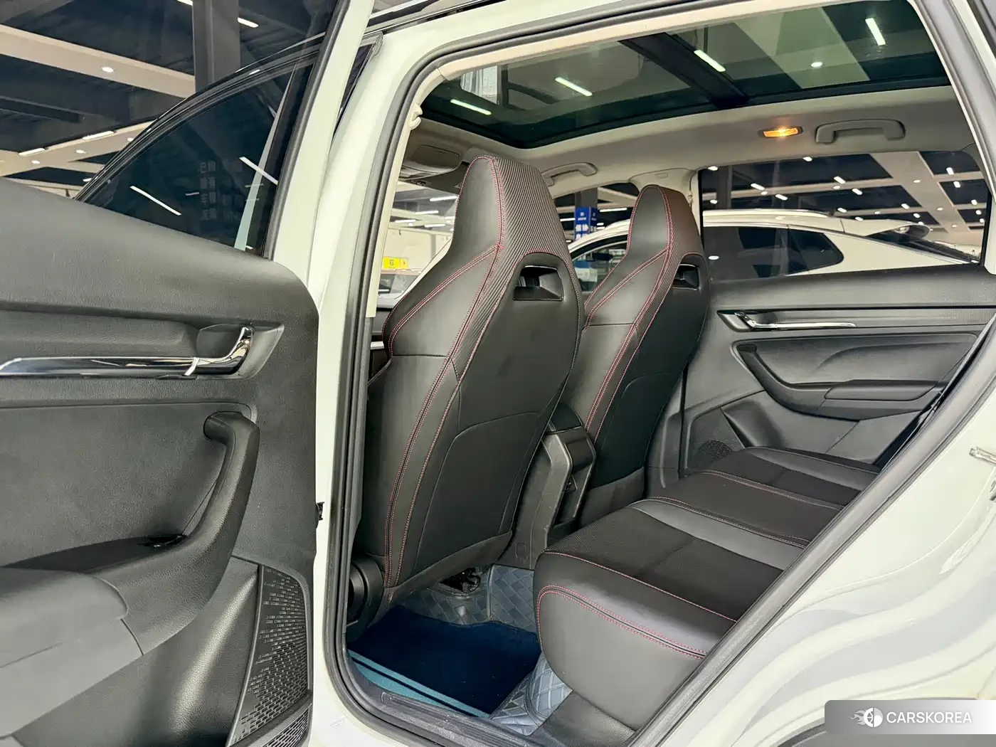 Skoda Kamiq 2023 Белый из Китая, фото 6