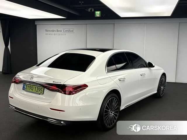Mercedes-Benz E-Class W214 2025 Белый из Кореи, фото 3